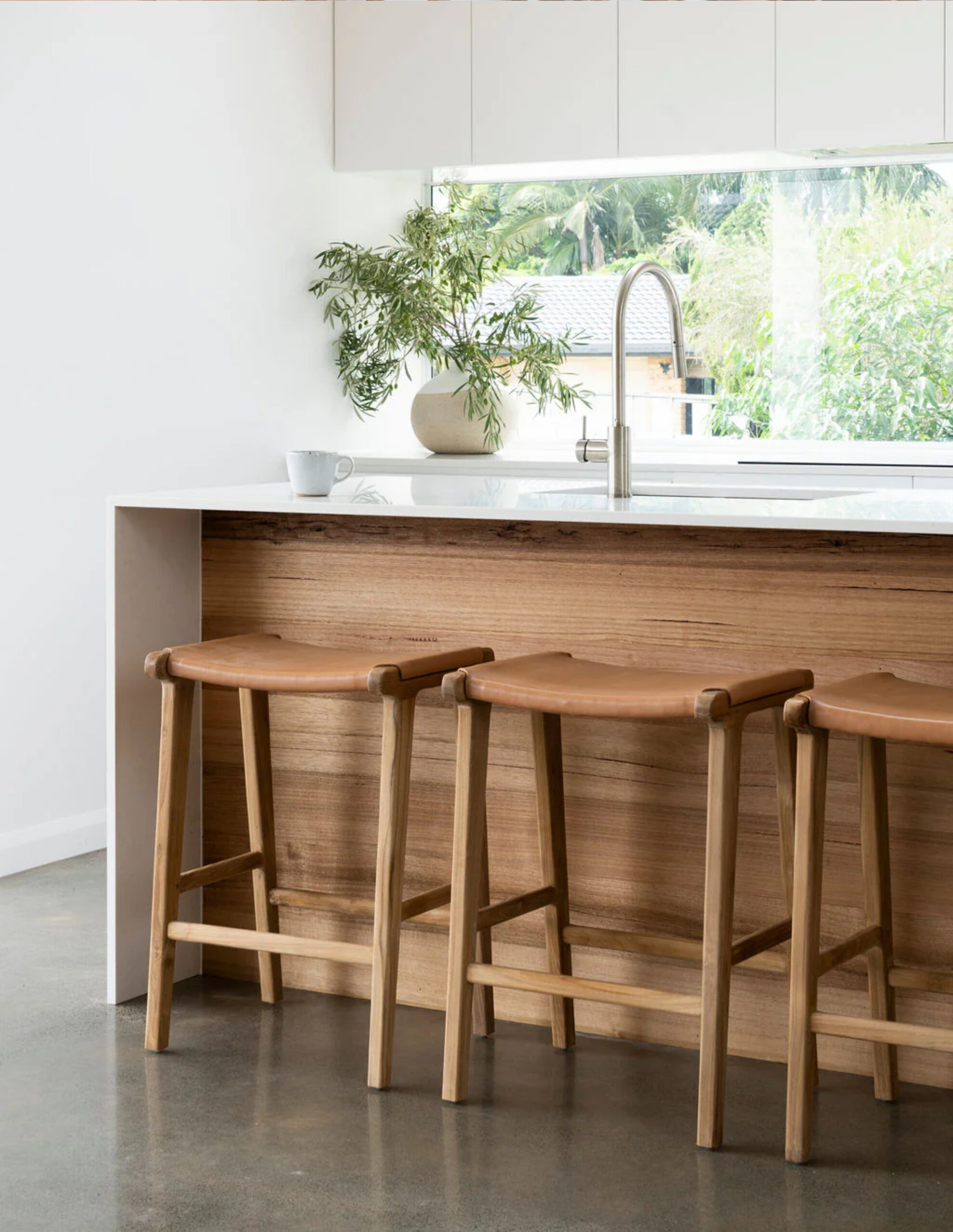 Vero Seamless Barstool - Image 5